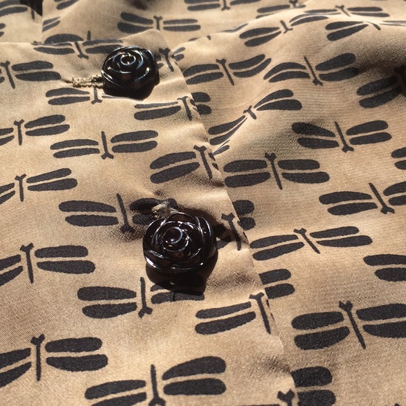 Dragonfly Dress w/ black rose buttons & pockets! - Picture 2 of 3